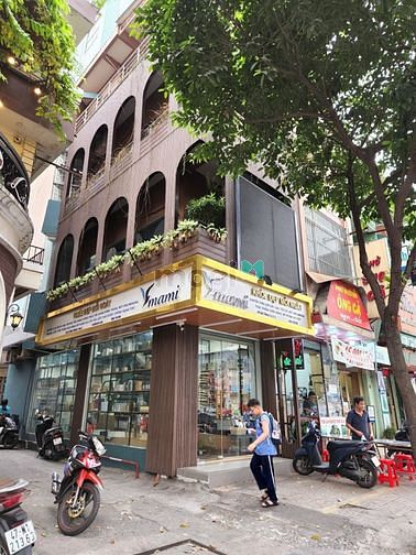 Hình ảnh Cho thue nha mat tien Cao Thang quan 3