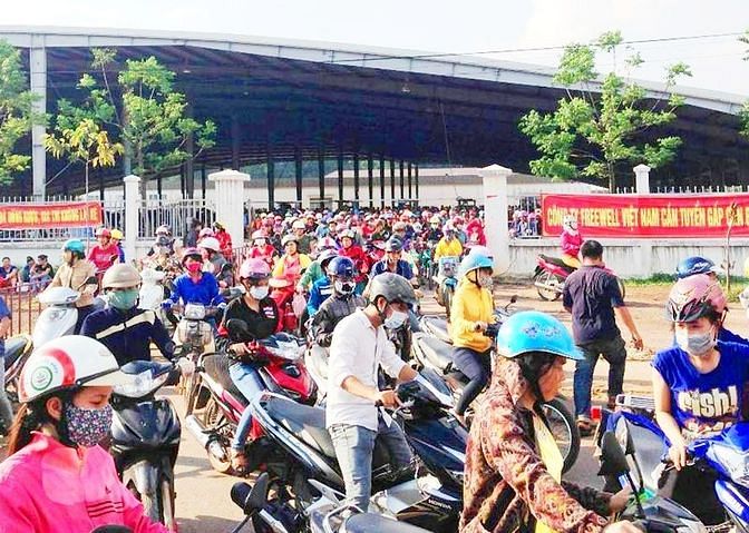 Hình ảnh C/Chủ Bán gấp 700m2 Đát Sát Chợ,Trường ĐH,KCN,SHR Thổ Cư 100% 1,4tỷ