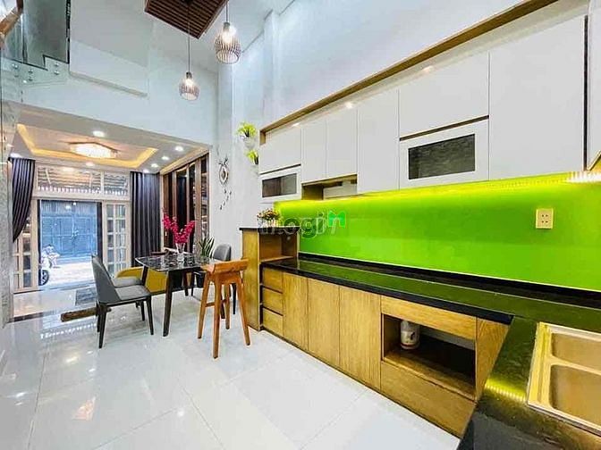 Hình ảnh Nhà Cực Đẹp Hxh Phạm Văn Chiêu p14 Gò Vấp.4lầu 6tỷ
