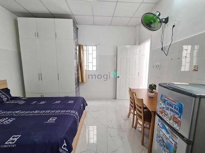 Hình ảnh Studio ban công rộng 30m2 full nội thất.