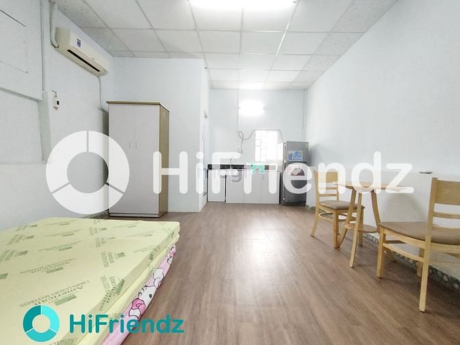 Hình ảnh Phòng đầy đủ nội thất ban công xiêu thoáng mát