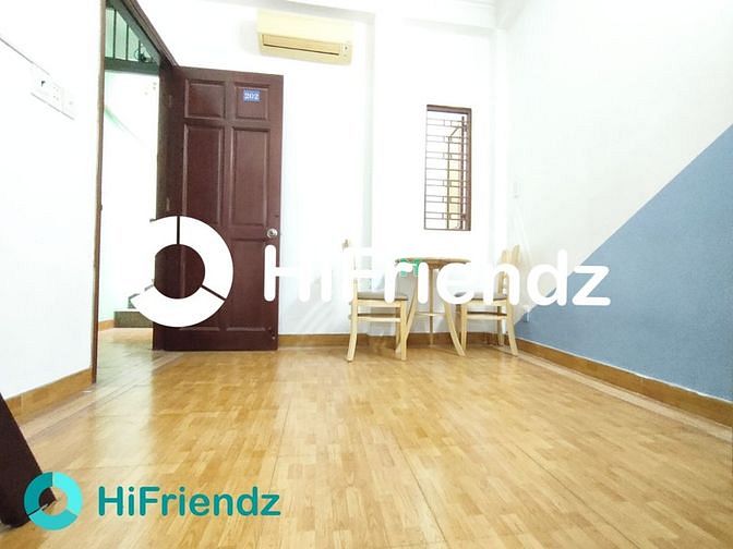 Hình ảnh Phòng đầy đủ nội thất ban công xiêu thoáng mát