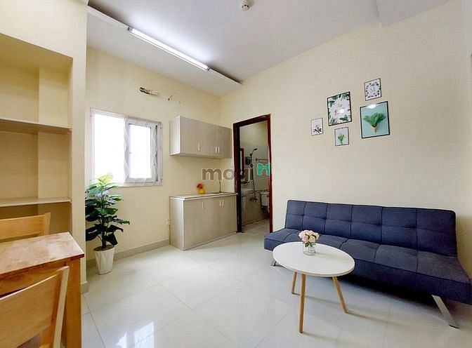 Hình ảnh Phòng Studio Full Nội thất Cửa sổ Lớn Ngay Bùi Viện