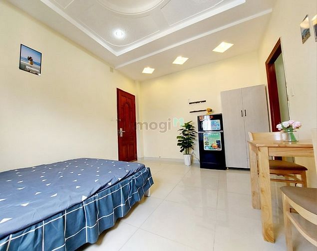 Hình ảnh Phòng Studio Full Nội thất Cửa sổ Lớn Ngay Bùi Viện