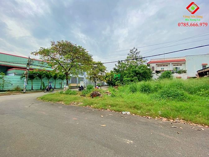 Hình ảnh Đất thổ cư GÓC 2 MẶT TIỀN cạnh Vạn Phúc City, Thủ Đức. DT 450m2