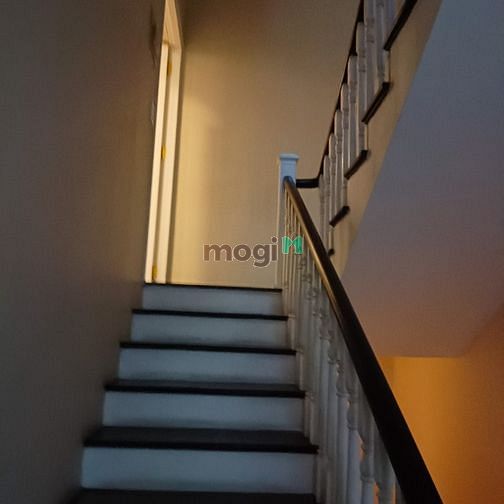 Hình ảnh Cho thuê nhà phố đường Lý Long Tường kinh doanh, văn phòng.