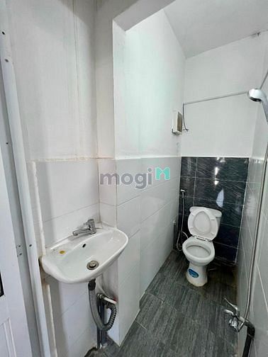 Hình ảnh Studio rộng rãi ban công view xinh