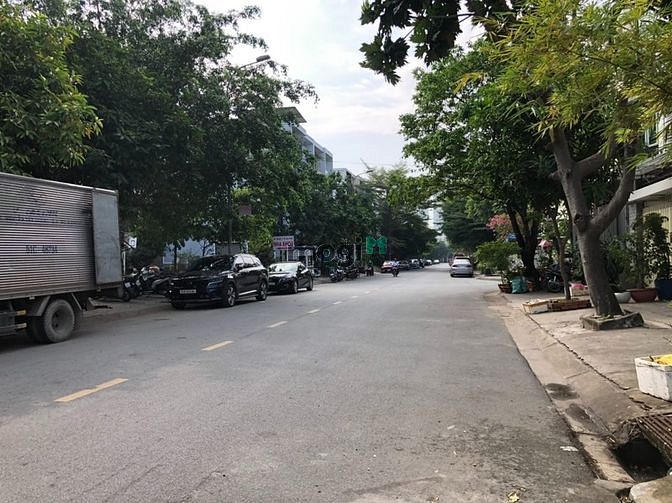 Hình ảnh Cho Thuê mặt bằng 4x20m, sàn trống, đường Bùi Tá Hán