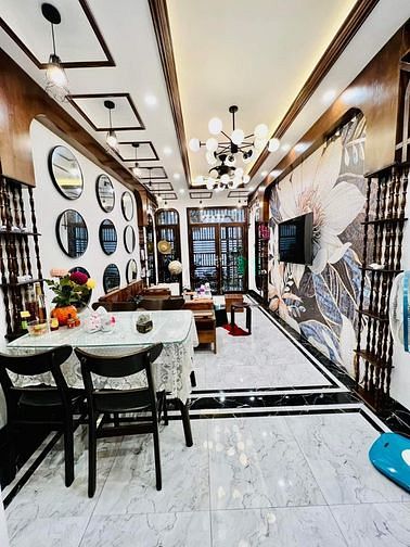 Hình ảnh Võng Thị - Full đồ gỗ - 39m2 5 tầng - giá hơn 4 tỷ