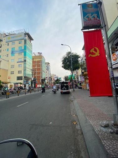 Hình ảnh Cho thuê nhà mặt tiền 23c Lê Văn Duyệt p3 q Bình Thạnh
