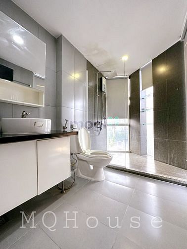 Hình ảnh Căn Hộ Penthouse Cao Cấp_1PN_Góc Làm Việc View Sông_Thang Máy