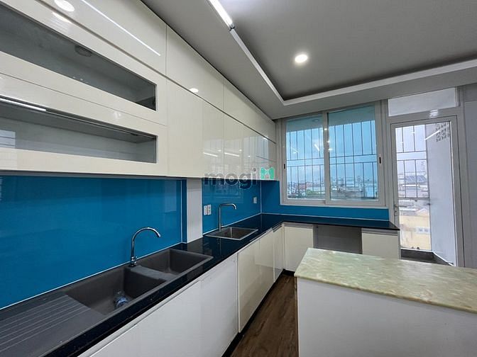 Hình ảnh KTX giường tầng bao trọn gói chi phí sinh hoạt
