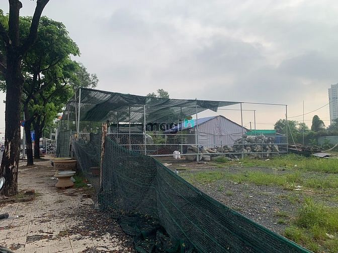Hình ảnh cho thuê đất bán cây kiểng,đá lăng bộ, mặt tiền Nguyễn Văn Linh giá rẻ