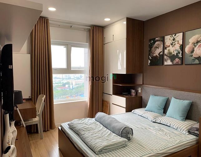 Hình ảnh VIEW XỊN RIVER GATE Q4 1tỷ645 2Pn 2wc vào ở ngay
