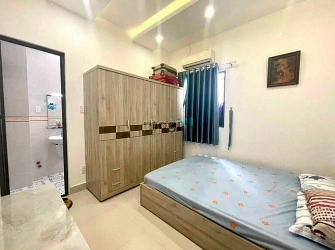Hình ảnh nhà PHAN VĂN KHOẺ Q6 chỉ 1,1 Tỷ Hẻm Xe Hơi