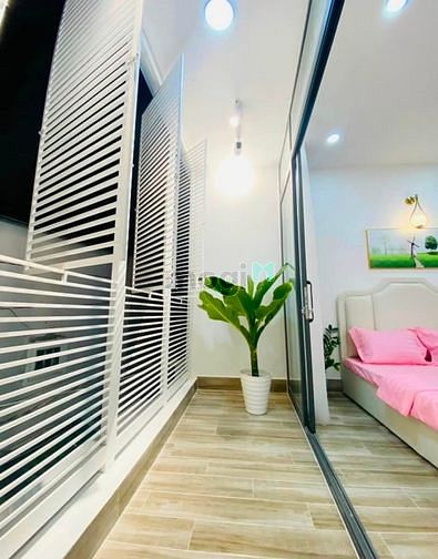 Hình ảnh KHU SẦM UẤT Xuân Thuỷ Q2 1tỷ830 3PN 3wc SHR