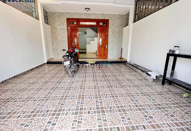 Hình ảnh NHÀ TRẦN BÌNH TRỌNG P2 Q5 Hẻm Xe Hơi 6m