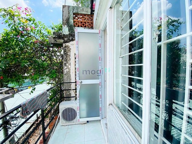Hình ảnh Căn Hộ Ban Công Quận Trung Tâm thiết kế rộng rãi thoáng mát