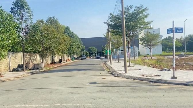 Hình ảnh đường số 10A KDC Tân đô ,6 x 17,5 giá chốt 1 ty700 triệu