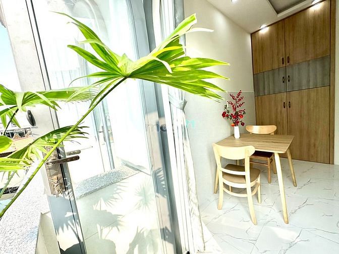 Hình ảnh Phòng Ban Công Mới Siêu Đẹp Thang Máy Full Nội Thất