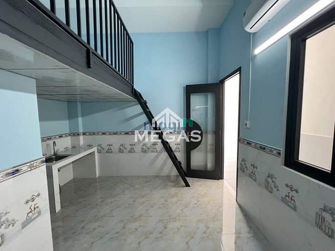 Hình ảnh Trống 1 phòng 25m2 gác cao đường Phạm Văn Bạch