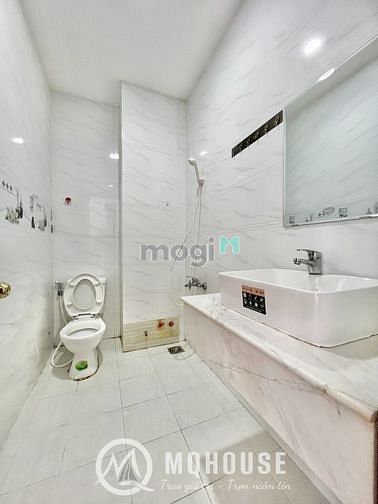 Hình ảnh Mb6623 nạp rút nhanh chóng ban công full nội thất gần eTown Cộng Hoà