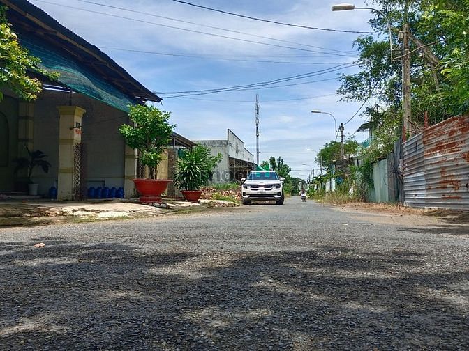Hình ảnh Bán đất khu dân cư mặt tiền DT 784 - sát vách kcn Chà LÀ