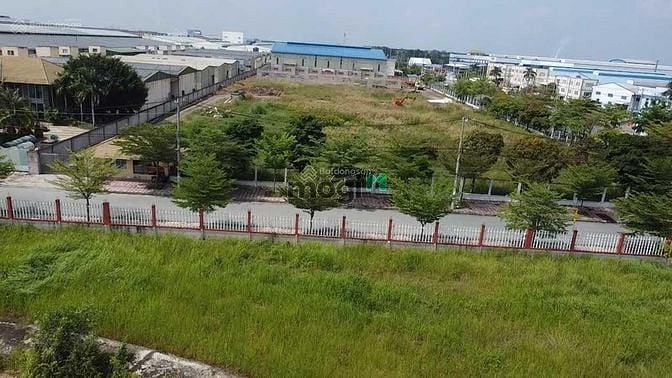 Hình ảnh Bán đất KCN Tân Đô nằm góc 2 mặt tiền