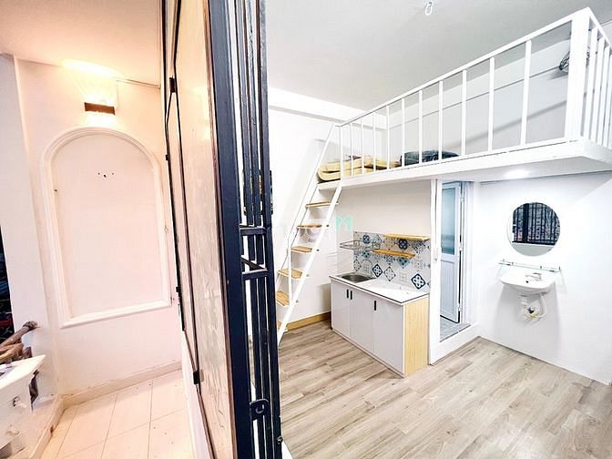 Hình ảnh Duplex Bancon, Cửa Sổ Lớn, Gác cao_Cộng Hòa_Full NT