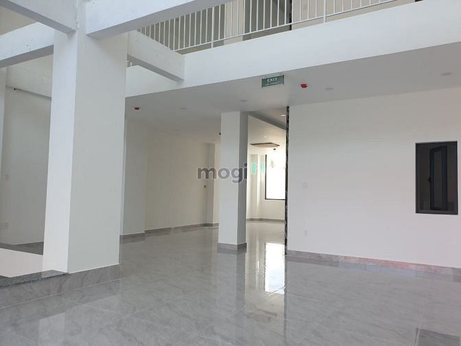 Hình ảnh Cho thuê tòa nhà 135 triệu/ tháng thới an quận 12...