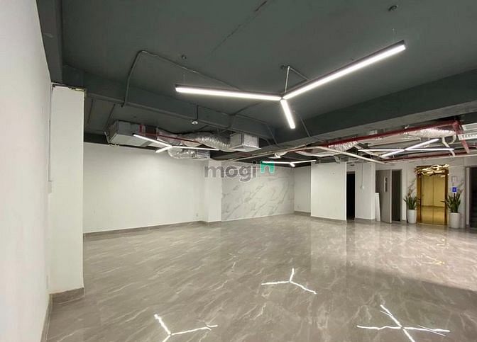 Hình ảnh Tòa Nhà Mặt Tiền Lê Thánh Tôn Q1 Cần Cho Thuê
