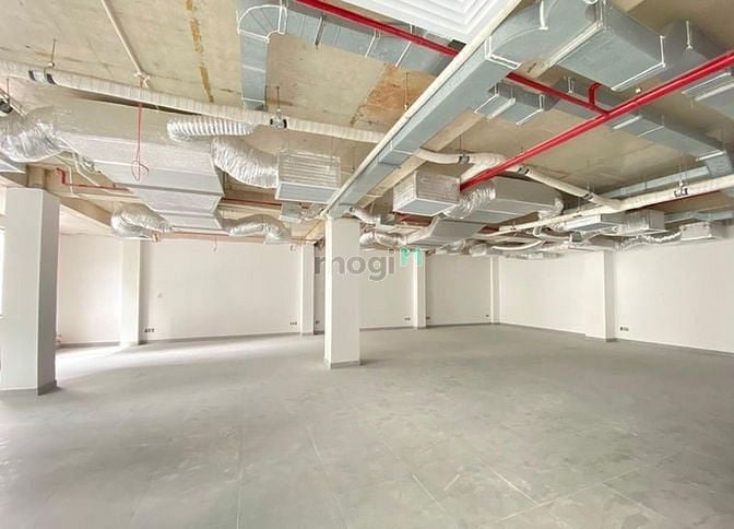 Hình ảnh Tòa Nhà Mặt Tiền Lê Thánh Tôn Q1 Cần Cho Thuê