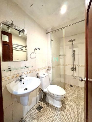 Hình ảnh NGAY NGÃ 6 Phù Đổng Gần BÙI VIỆN Quận 1