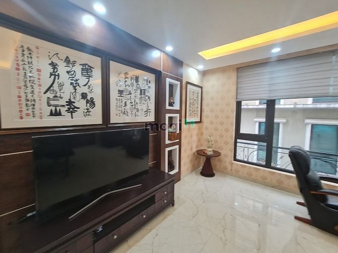 Hình ảnh Cho thuê nhà mặt phố Hoàng Ngọc Phách Đống Đa,Hà Nội