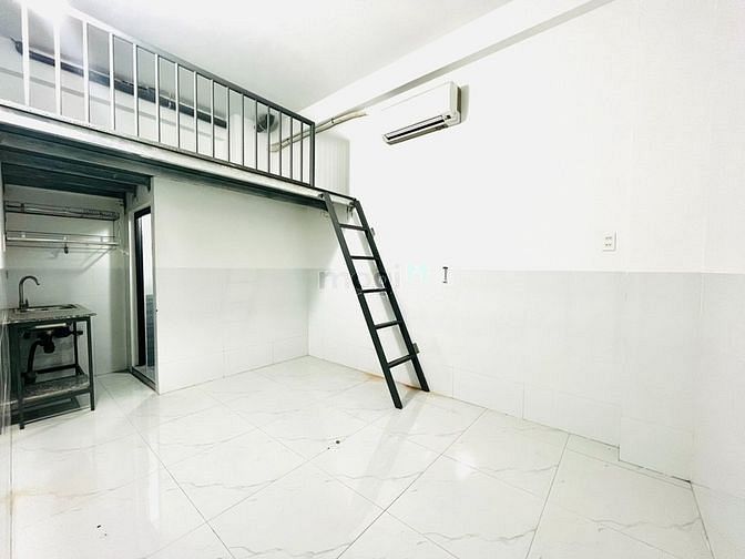 Hình ảnh Phòng Duplex - Ở 2-3Ng, An Ninh, Máy Lạnh, Ngay CoopMart Phan Văn Hớn