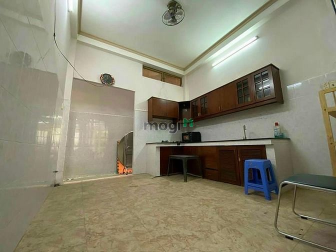 Hình ảnh BÁN GẤP - NHÀ giáp bình thạnh - 40M2 2PN