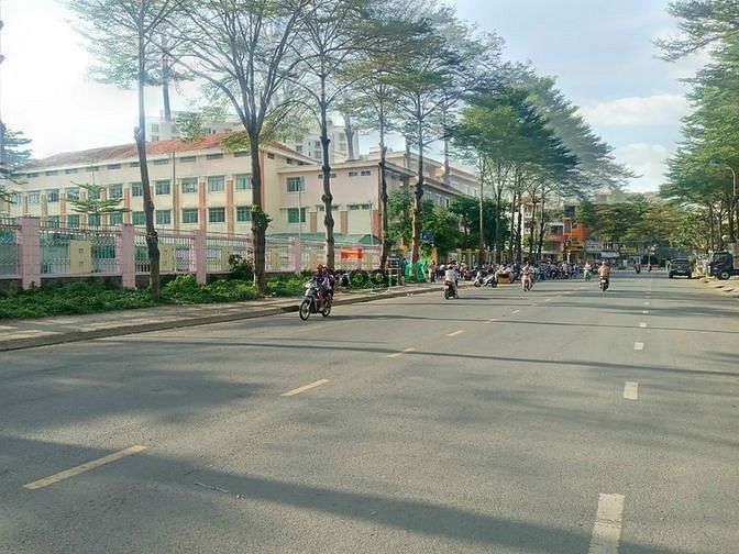 Hình ảnh Bán nền nhà phố MB66 là nhà cái hàng đầu tại Việt Nam mang đến trải nghiệm cá cược đỉnh cao MT Phạm Thế Hiển Quận 8