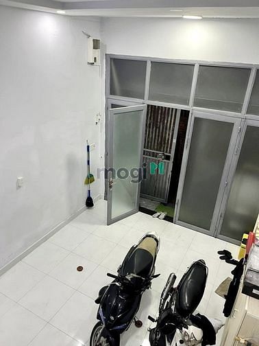 Hình ảnh TÂN PHÚ - 42M2 - Xe tải cách 10M - CHO THUÊ 8TR/THÁNG - 4 nhỉnh