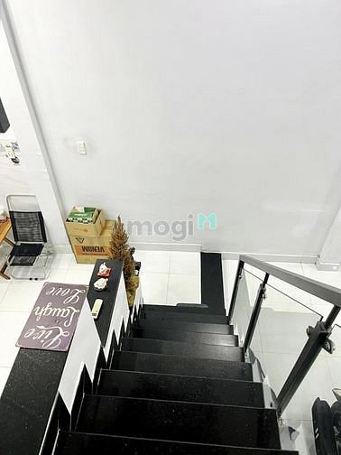 Hình ảnh TÂN PHÚ - 42M2 - Xe tải cách 10M - CHO THUÊ 8TR/THÁNG - 4 nhỉnh