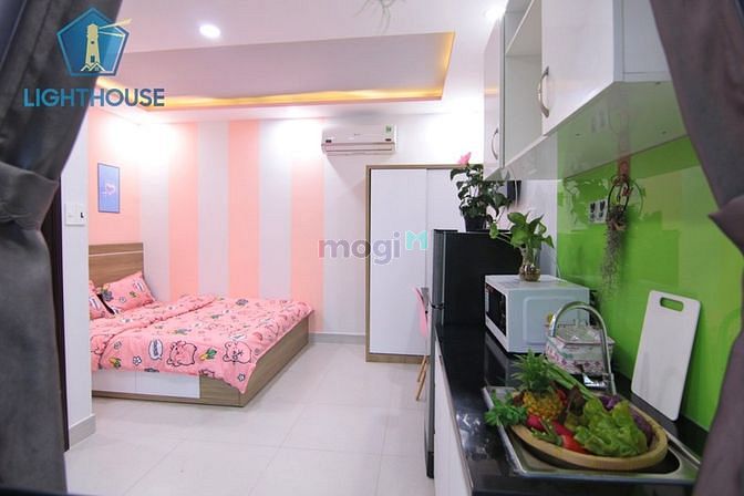 Hình ảnh Phòng có ban công cửa sổ - Thang máy - bảo vệ 24/7 Quận 10