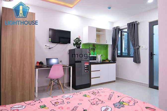 Hình ảnh Phòng có ban công cửa sổ - Thang máy - bảo vệ 24/7 Quận 10