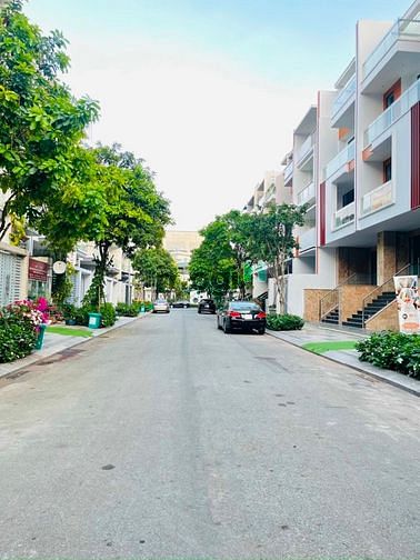 Hình ảnh Bán nhà xây thô khu vạn phúc thủ Đức