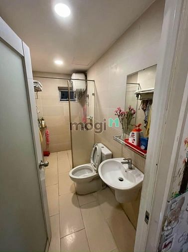 Hình ảnh Cho thuê chung cư orientarl plaza 80m2,2pn,2wc full nội thất