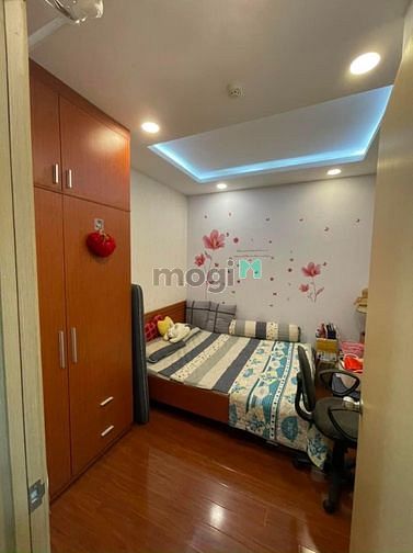 Hình ảnh Cho thuê chung cư orientarl plaza 80m2,2pn,2wc full nội thất