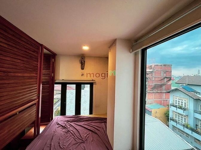 Hình ảnh Duplex ánh sáng tự nhiên, cửa sổ thoáng full NT,có thang máy, CMT8