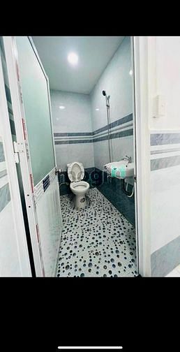 Hình ảnh Nhà bán giáp bến xe quận 8 . GẤP
