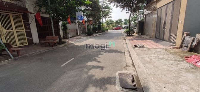Hình ảnh Cần tiền bán nhanh mảnh đất lô góc Việt Hưng 100m2 phân lô, vỉa hè