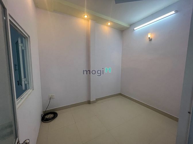 Hình ảnh Tầng 1 nhà hẻm cụt an ninh - 2 phòng ngủ