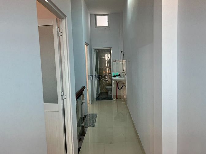 Hình ảnh Tầng 1 nhà hẻm cụt an ninh - 2 phòng ngủ