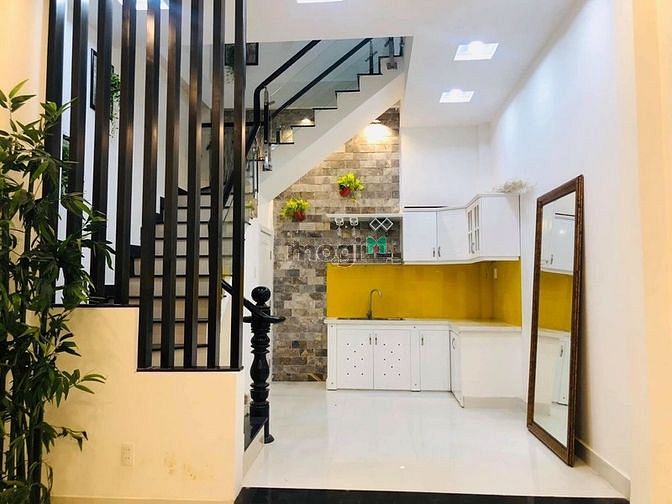 Hình ảnh Bán nhà HXH Đất Thánh - DT: 4.2 x 21m (85m2), 3 tầng